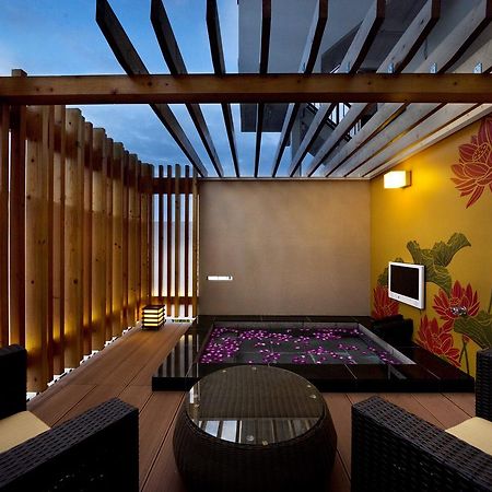 Hotel Lotus Kobe (Adults Only) Bagian luar foto
