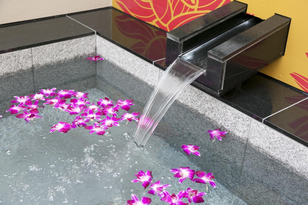 Hotel Lotus Kobe (Adults Only) Bagian luar foto