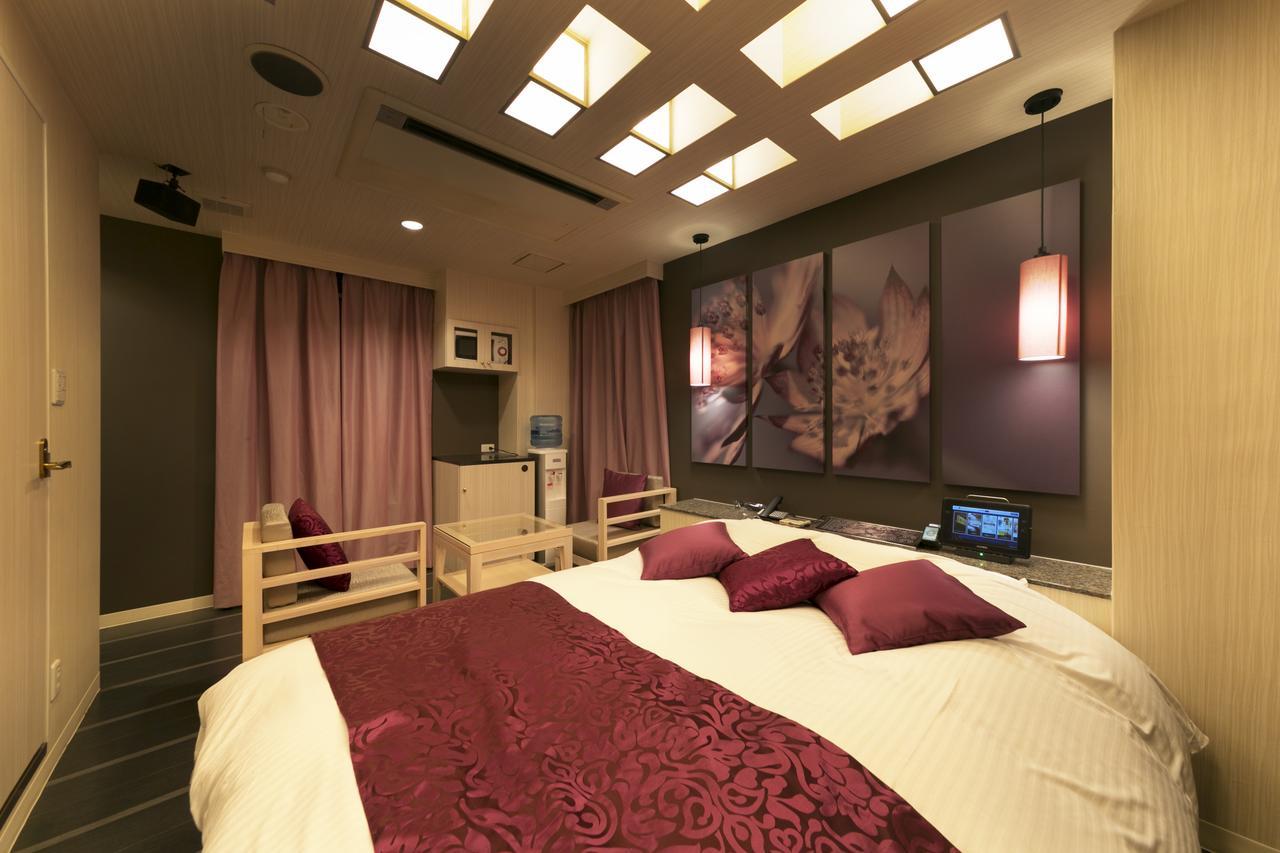 Hotel Lotus Kobe (Adults Only) Bagian luar foto