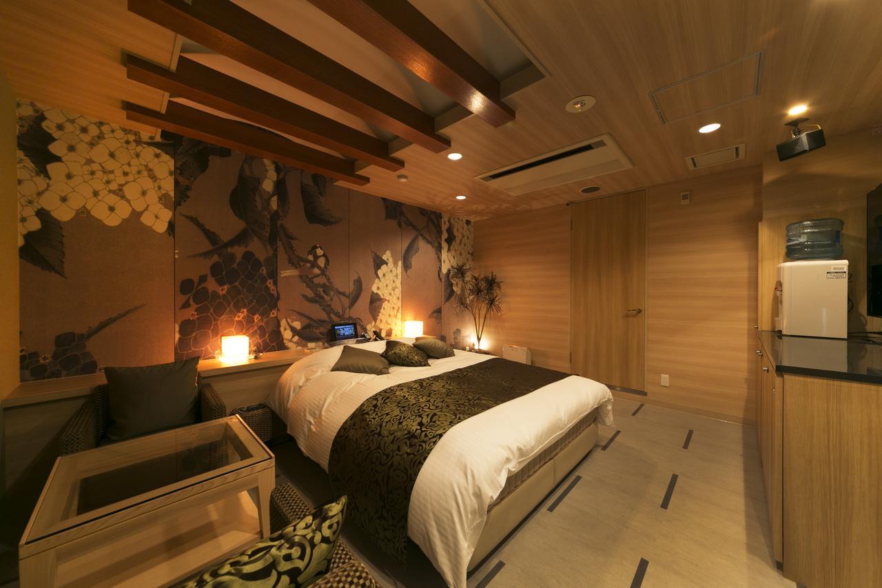 Hotel Lotus Kobe (Adults Only) Bagian luar foto