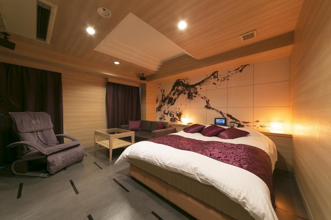 Hotel Lotus Kobe (Adults Only) Bagian luar foto